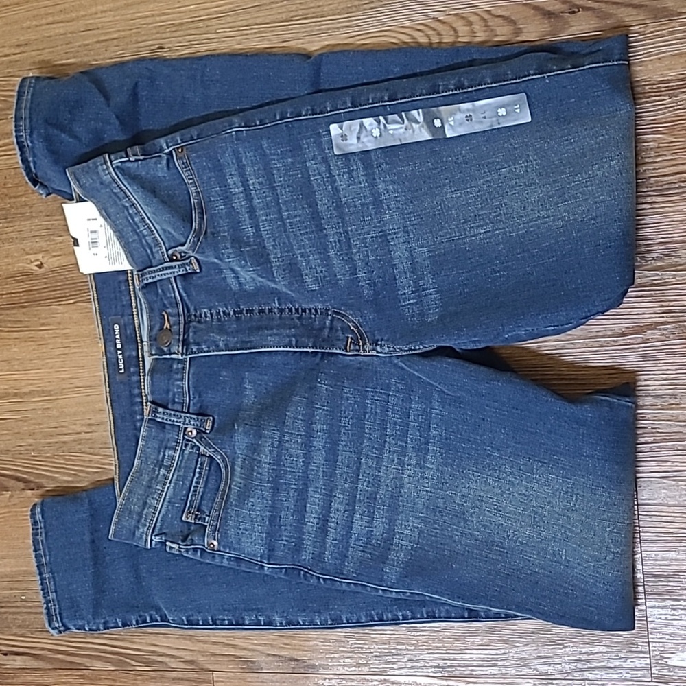 Lucky Brand Classic Indigo Jeans  for women zise‎ w 30 32 Long skinny